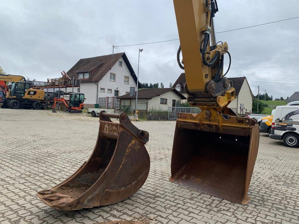 Escavadora de rastos CAT 330FLN VAH: foto 8