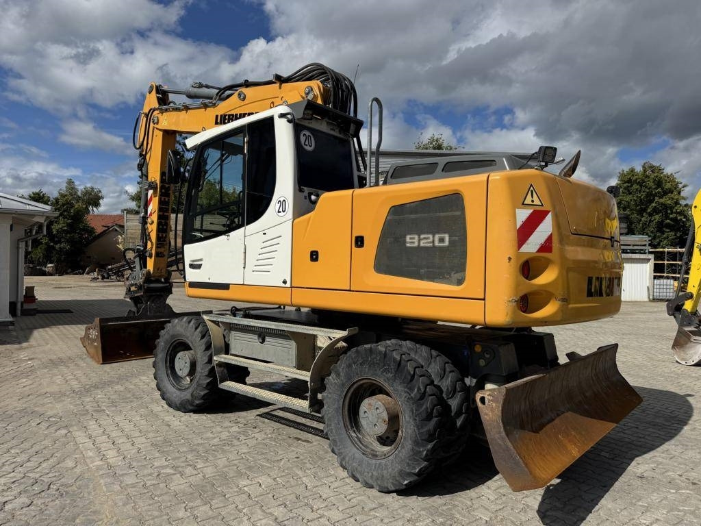 Liebherr A 920 Litronic  - Escavadeira de rodas: foto 4 Liebherr A 920 Litronic  - Escavadeira de rodas: foto 4