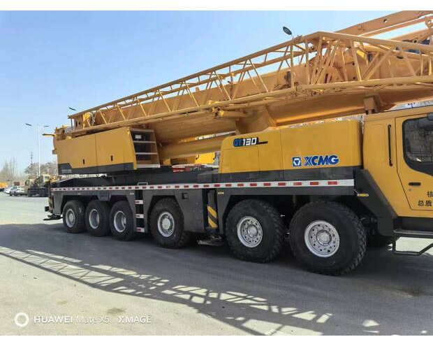 2019 XCMG QY130 - Grua todo o terreno: foto 4 2019 XCMG QY130 - Grua todo o terreno: foto 4