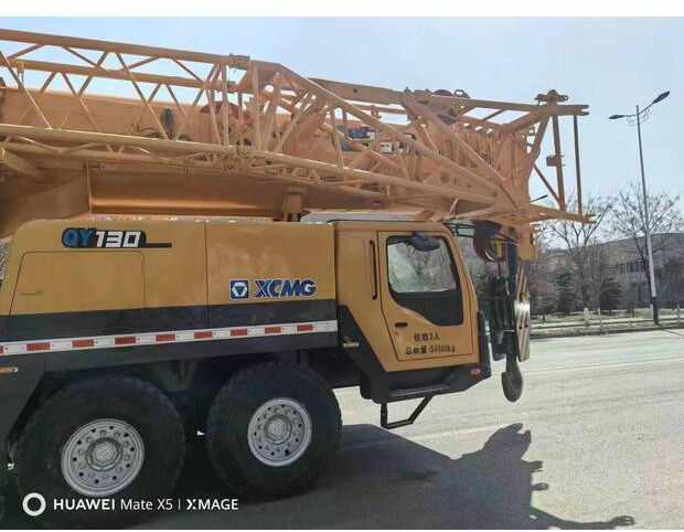 2019 XCMG QY130 - Grua todo o terreno: foto 5 2019 XCMG QY130 - Grua todo o terreno: foto 5