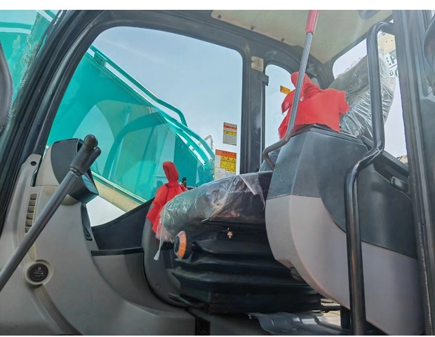 2020 KOBELCO SK210 - Escavadora de rastos: foto 2 2020 KOBELCO SK210 - Escavadora de rastos: foto 2