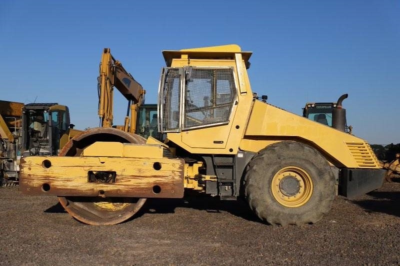 Bomag BW 225 D-3 - Compactador de asfalto: foto 3 Bomag BW 225 D-3 - Compactador de asfalto: foto 3