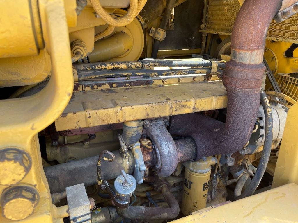 Pá carregadoras de rastos CAT 963B: foto 25