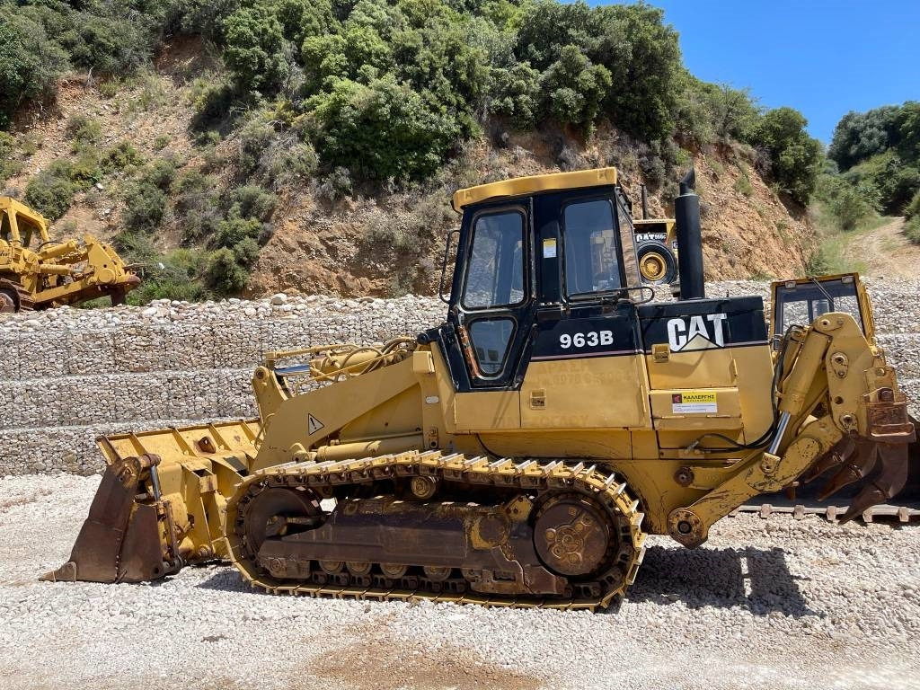 Pá carregadoras de rastos CAT 963B: foto 6