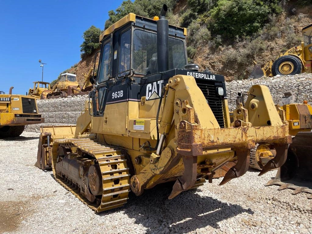 Pá carregadoras de rastos CAT 963B: foto 10