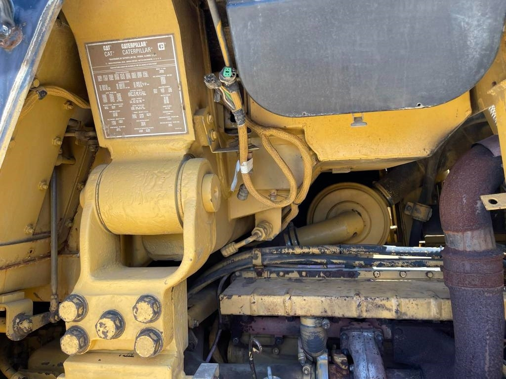 Pá carregadoras de rastos CAT 963B: foto 23