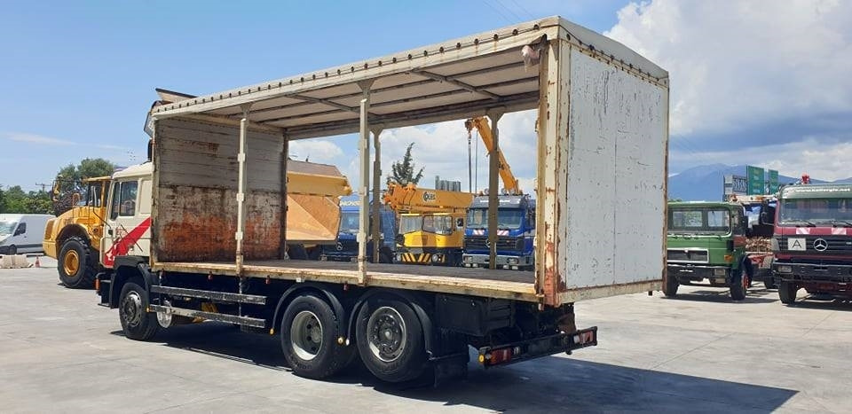 Camião de lona MAN 26.422: foto 13