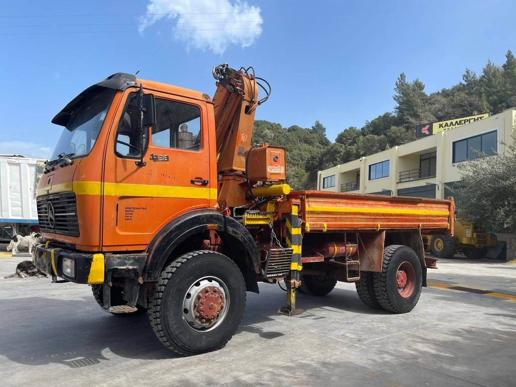 Mercedes-Benz 1626K - Camião grua: foto 1 Mercedes-Benz 1626K - Camião grua: foto 1
