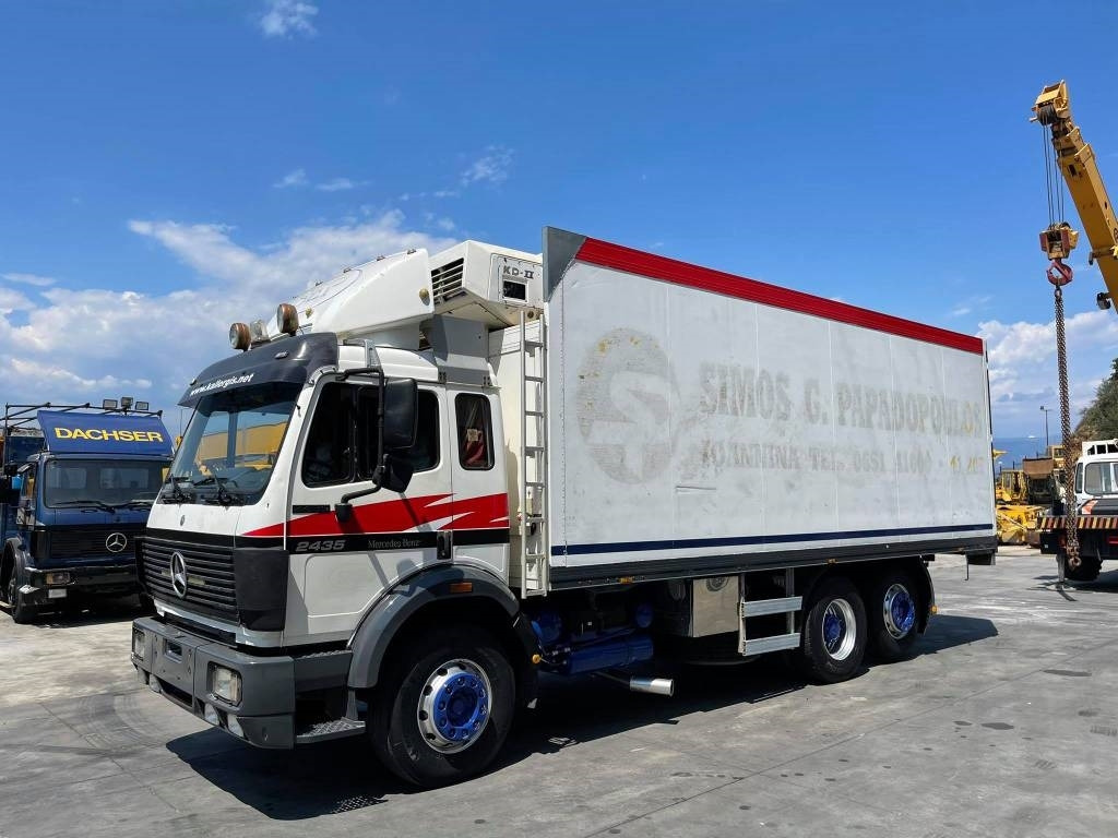 Mercedes-Benz 2435L - Camião frigorífico: foto 5 Mercedes-Benz 2435L - Camião frigorífico: foto 5