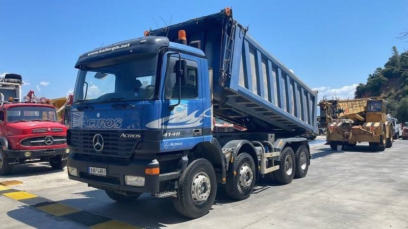 Mercedes-Benz 4148K 8X4 - Camião basculante: foto 2 Mercedes-Benz 4148K 8X4 - Camião basculante: foto 2