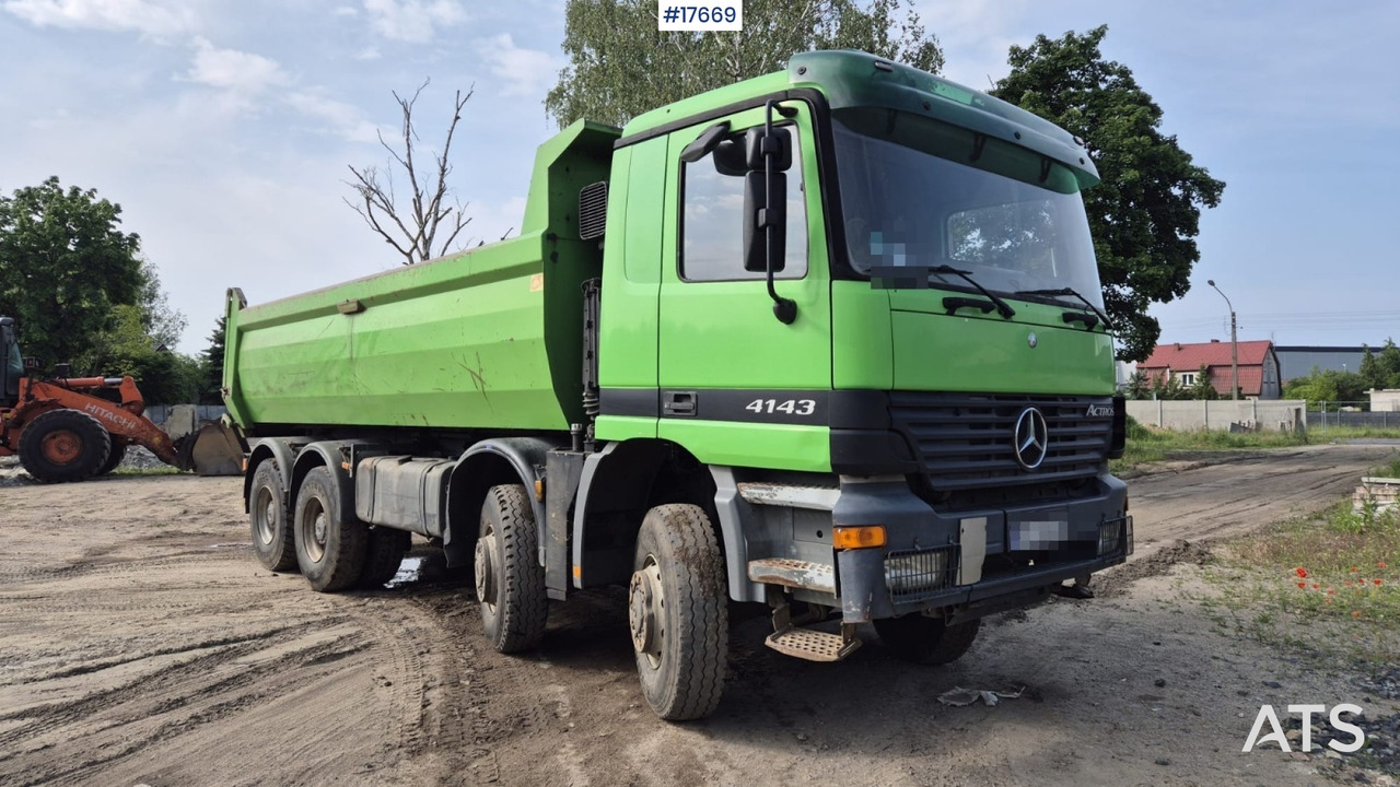 2002 Mercedes-Benz Actros 4143 8x8 - Camião basculante: foto 1 2002 Mercedes-Benz Actros 4143 8x8 - Camião basculante: foto 1