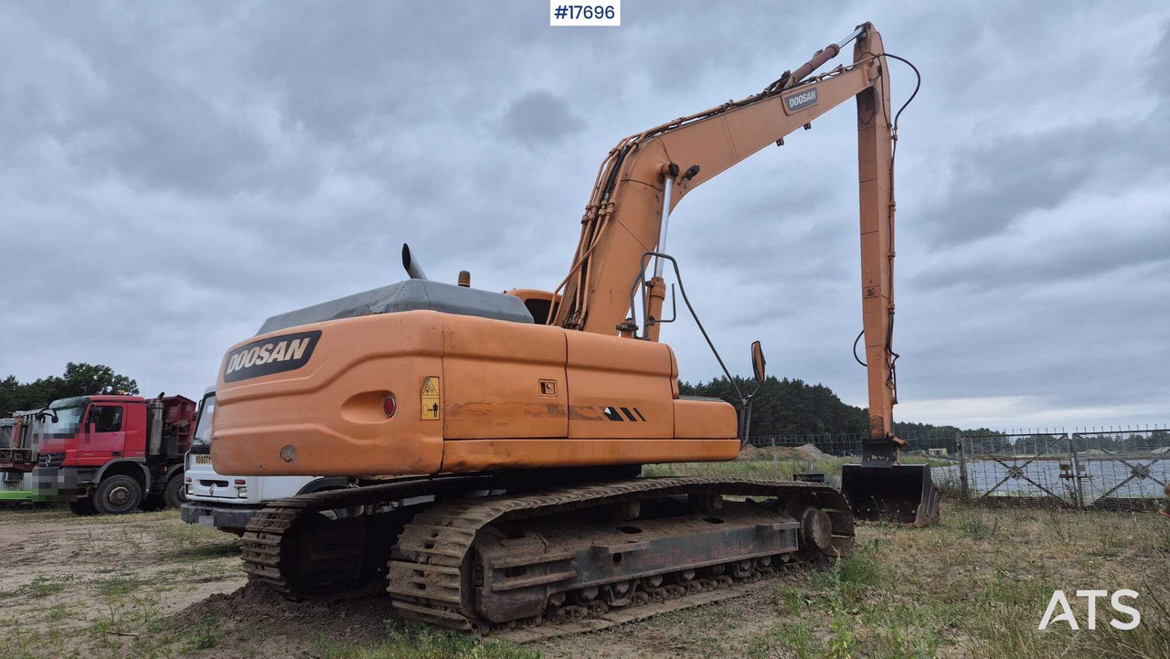 2006 Doosan DX 300 LC - Escavadora de rastos: foto 3 2006 Doosan DX 300 LC - Escavadora de rastos: foto 3
