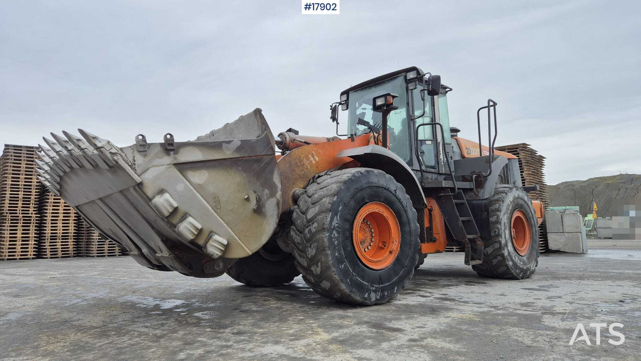 2009 Hitachi ZW 310 - Pá carregadora de rodas: foto 4 2009 Hitachi ZW 310 - Pá carregadora de rodas: foto 4