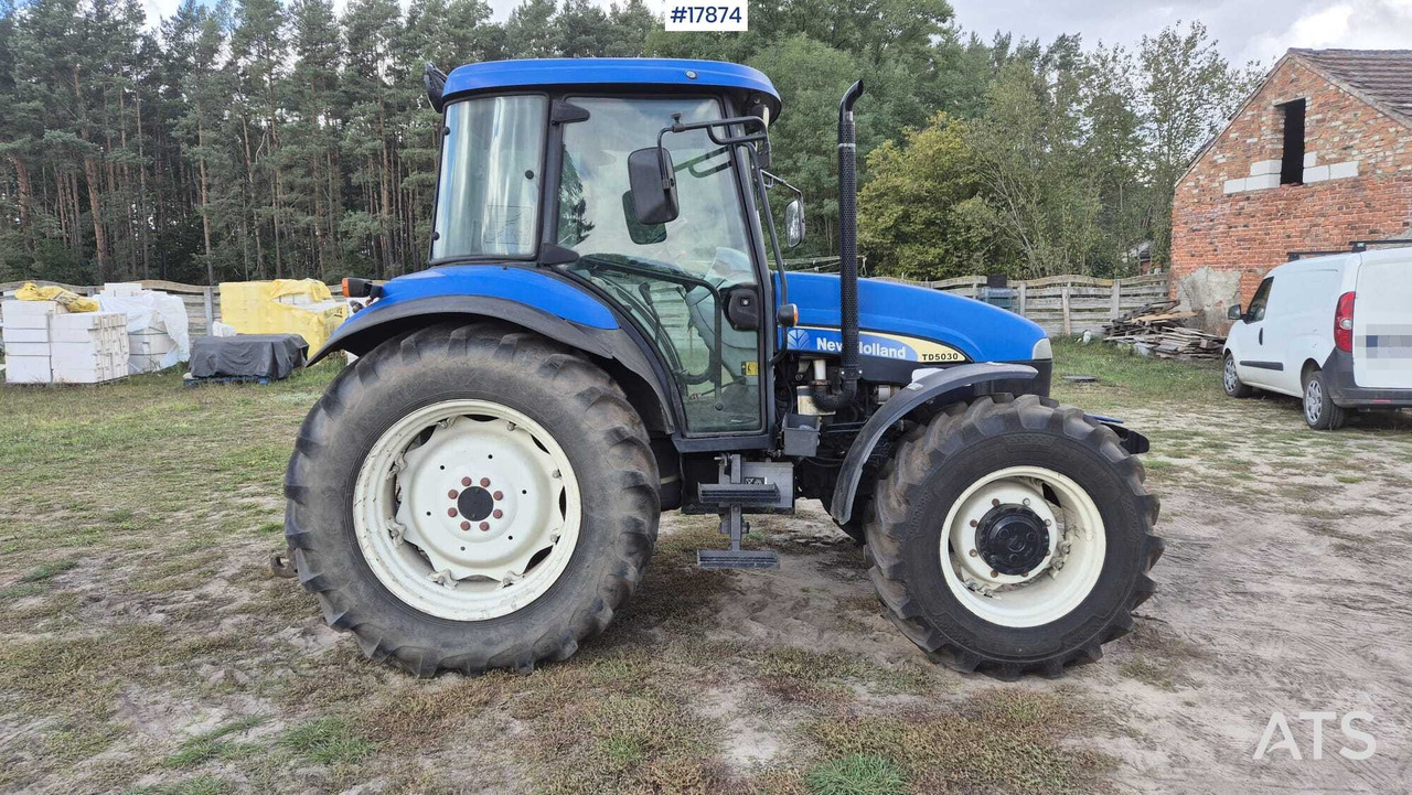 2012 New Holland TD 5030 - Trator: foto 2 2012 New Holland TD 5030 - Trator: foto 2