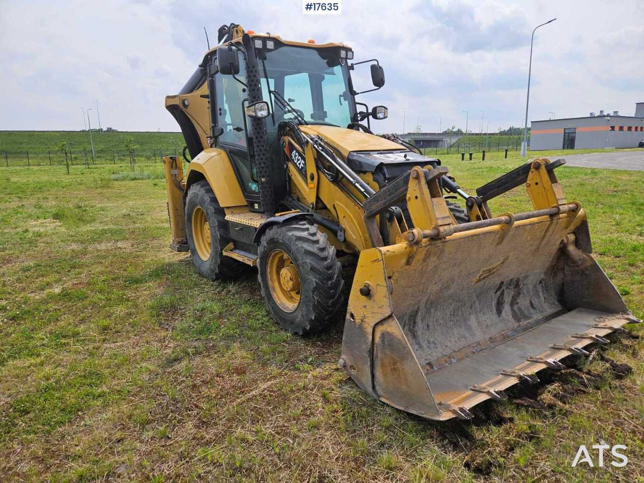 2016 Caterpillar 432F - Retroescavadeira: foto 2 2016 Caterpillar 432F - Retroescavadeira: foto 2