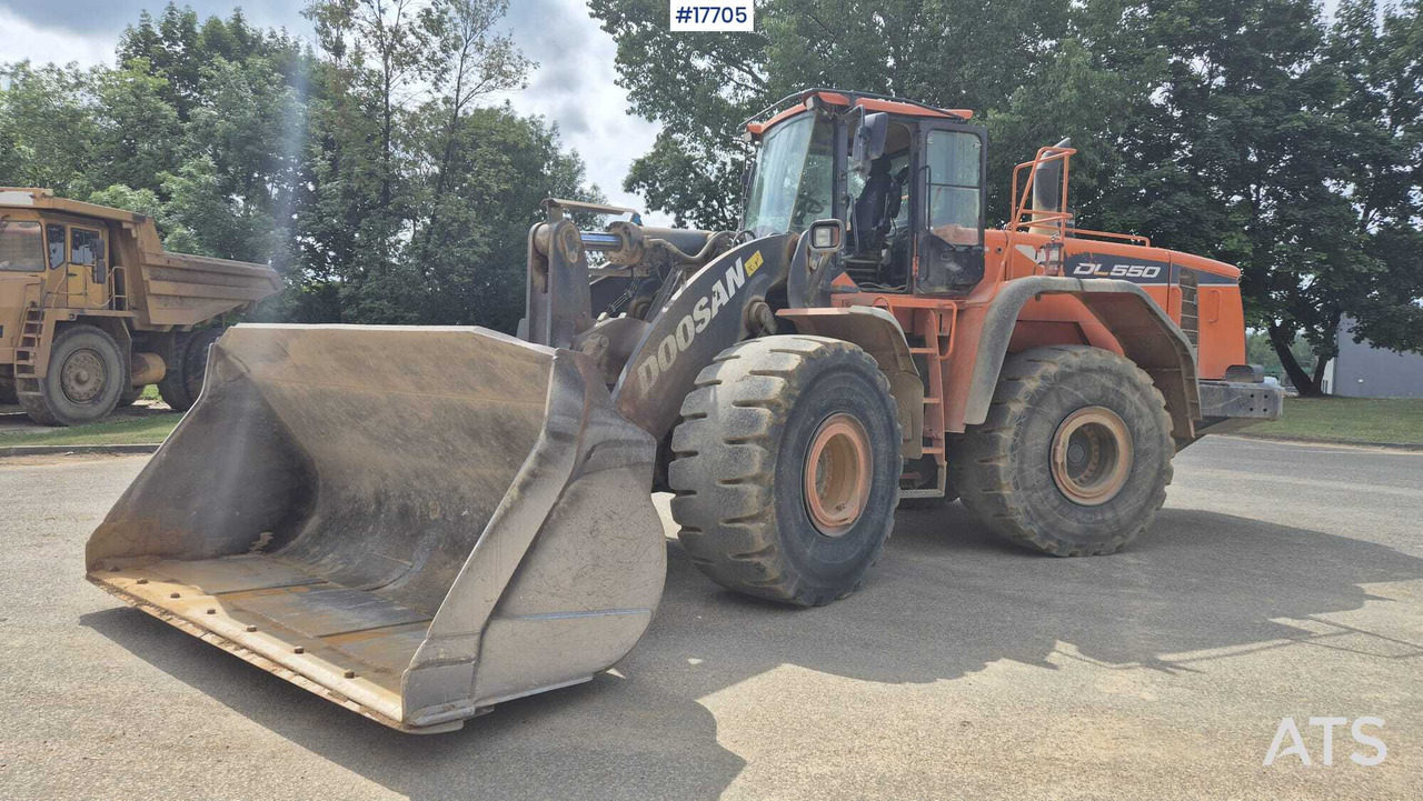2019 Doosan DL550-5 - Pá carregadora de rodas: foto 4 2019 Doosan DL550-5 - Pá carregadora de rodas: foto 4