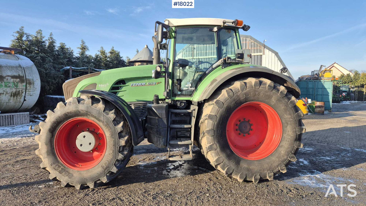 FENDT 933 Vario agricultural tractor (2015) - Trator: foto 4 FENDT 933 Vario agricultural tractor (2015) - Trator: foto 4