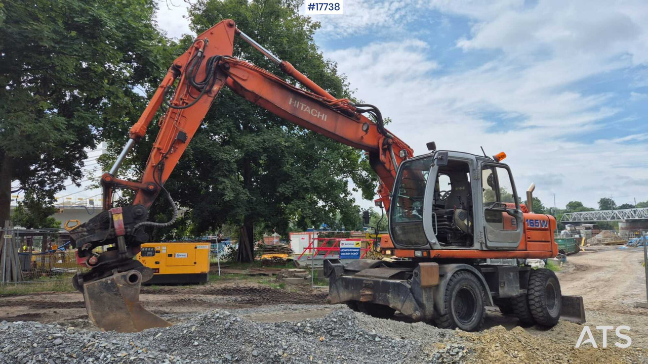 HITACHI EW 165W (2000) ROTOTILT Wheel Excavator - Escavadeira de rodas: foto 3 HITACHI EW 165W (2000) ROTOTILT Wheel Excavator - Escavadeira de rodas: foto 3