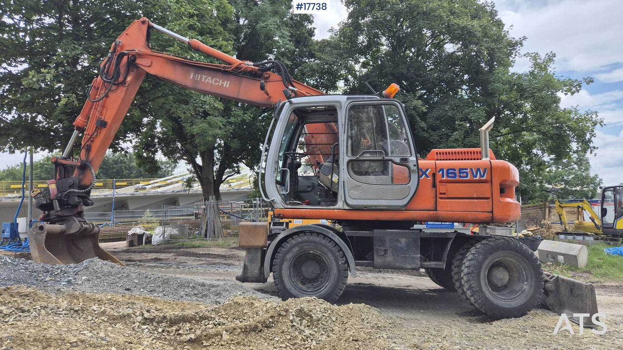 HITACHI EW 165W (2000) ROTOTILT Wheel Excavator - Escavadeira de rodas: foto 4 HITACHI EW 165W (2000) ROTOTILT Wheel Excavator - Escavadeira de rodas: foto 4