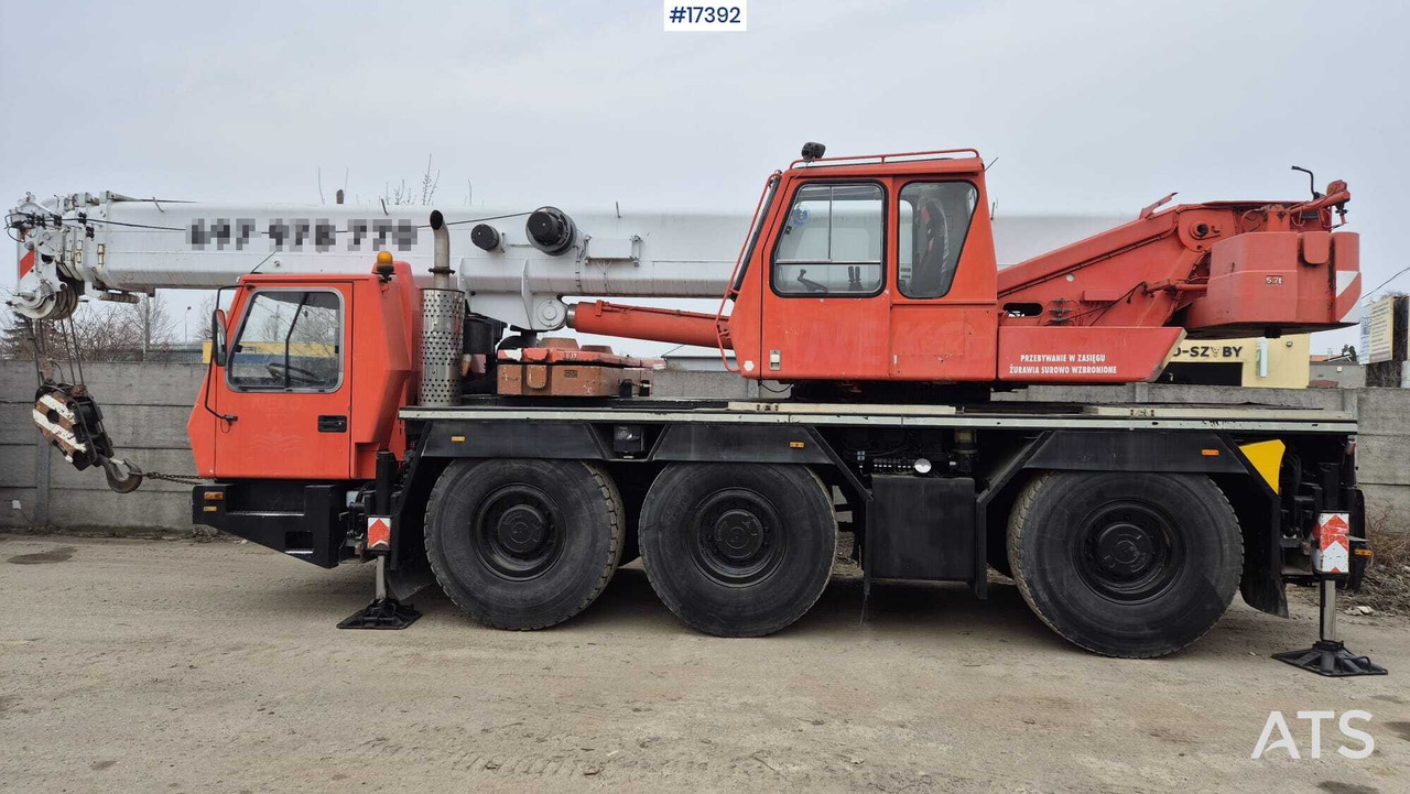 Mobile Crane GROVE GMK 3050 (2001) - Grua móvel: foto 4 Mobile Crane GROVE GMK 3050 (2001) - Grua móvel: foto 4