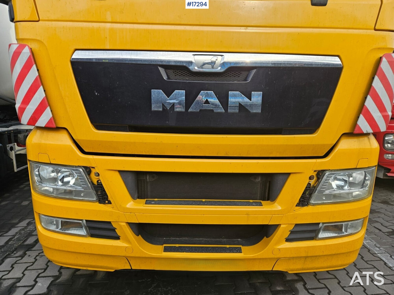 Truck tractor MAN XXL TGX 41.540 (2013) - Tractor: foto 5 Truck tractor MAN XXL TGX 41.540 (2013) - Tractor: foto 5