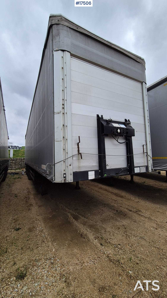 Truck Semi-trailer SCHWARZMULLER S1 (2014) - Semi-reboque de lona: foto 3 Truck Semi-trailer SCHWARZMULLER S1 (2014) - Semi-reboque de lona: foto 3