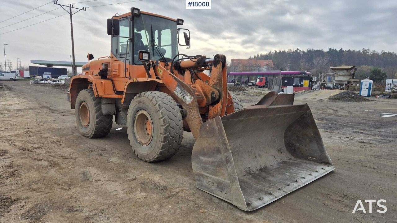 Wheel loader DOOSAN DL250 (2012) + weight - Pá carregadora de rodas: foto 3 Wheel loader DOOSAN DL250 (2012) + weight - Pá carregadora de rodas: foto 3