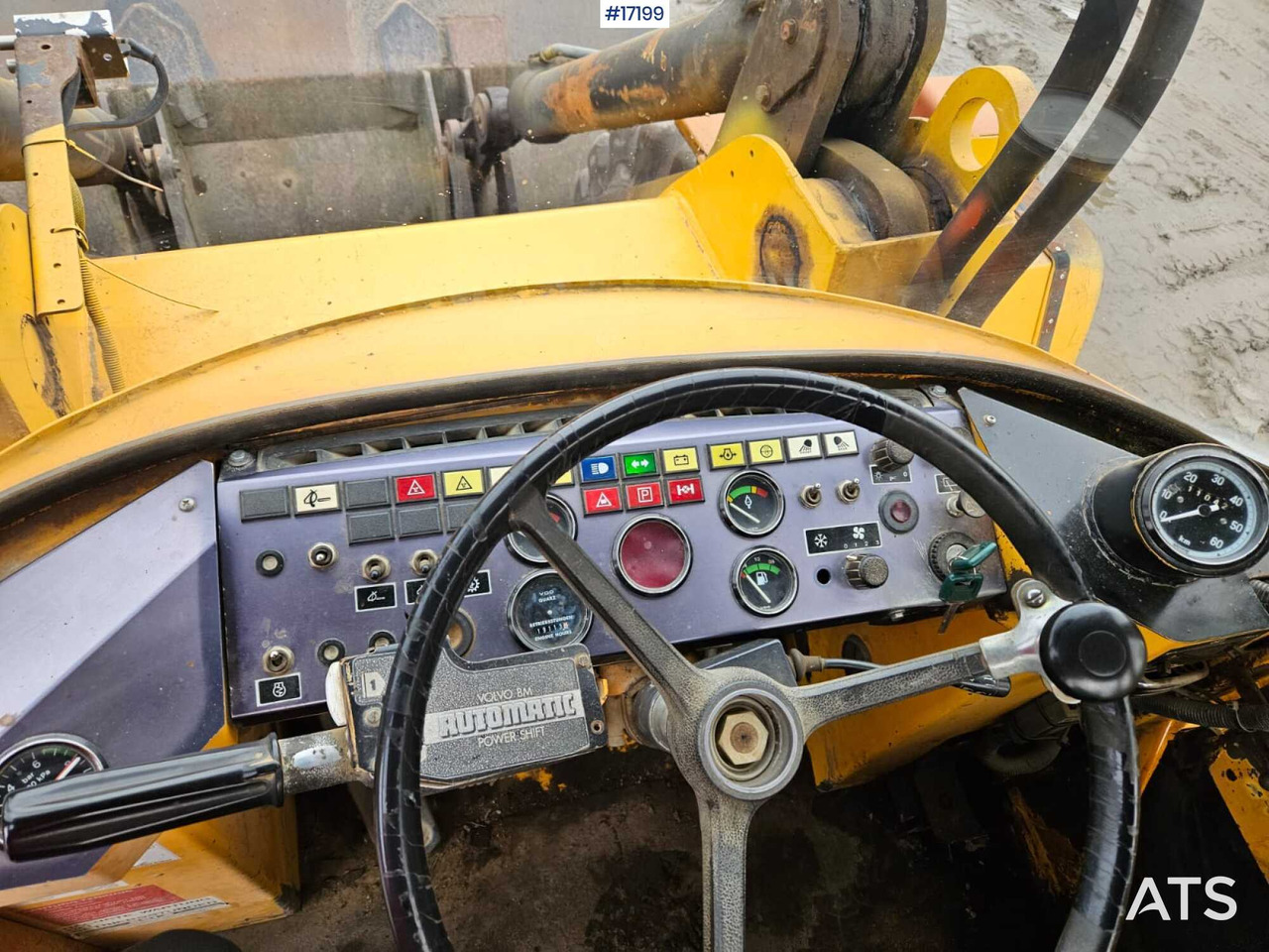 Locação financeira de  Wheel loader VOLVO 4500 (1984) Wheel loader VOLVO 4500 (1984): foto 11