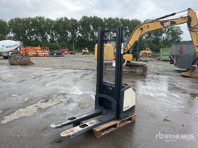 2007 Crown WF 3000 Pallet Jack - Porta-palete: foto 2 2007 Crown WF 3000 Pallet Jack - Porta-palete: foto 2