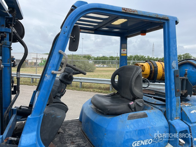 2008 Toyota 02-7FGA45 Forklift - Empilhador: foto 5 2008 Toyota 02-7FGA45 Forklift - Empilhador: foto 5