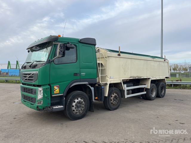 2010 Volvo FM420 8x4 Sleeper Tri/A Dump Truck - Camião basculante: foto 1 2010 Volvo FM420 8x4 Sleeper Tri/A Dump Truck - Camião basculante: foto 1