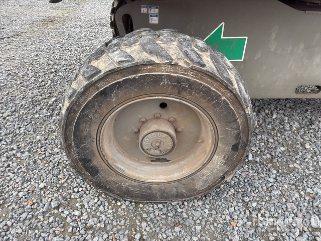 2014 Haulotte HT23RTJ 4WD Diesel Telescopic Boom Lift - Plataforma telescópica: foto 5 2014 Haulotte HT23RTJ 4WD Diesel Telescopic Boom Lift - Plataforma telescópica: foto 5