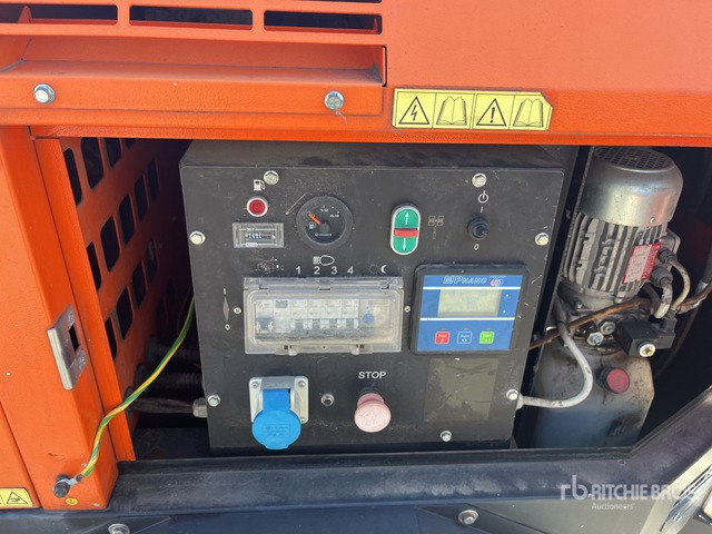 2015 Generac Mobile VB-9 Light Tower - Torre de iluminação: foto 5 2015 Generac Mobile VB-9 Light Tower - Torre de iluminação: foto 5