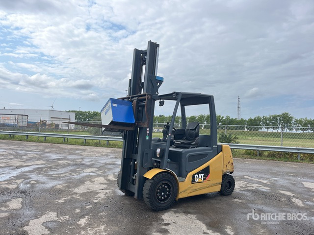 2018 Cat EP40 2 Electric Forklift - Empilhador elétrico: foto 1 2018 Cat EP40 2 Electric Forklift - Empilhador elétrico: foto 1