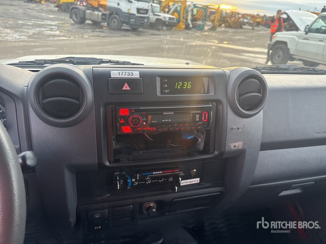 SUV 2020 Toyota Land Cruiser 4WD SUV: foto 6 SUV 2020 Toyota Land Cruiser 4WD SUV: foto 6