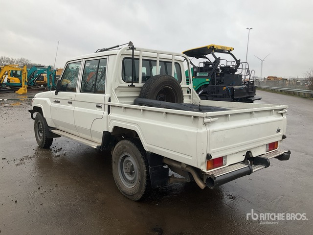 2022 Toyota Landcruiser HZJ79 4x4 Crew Cab Pickup - Pick-up: foto 3 2022 Toyota Landcruiser HZJ79 4x4 Crew Cab Pickup - Pick-up: foto 3