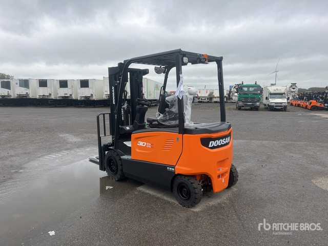 2023 Doosan B30X-7 PLUS (Unused) Electric Forklift - Empilhador elétrico: foto 1 2023 Doosan B30X-7 PLUS (Unused) Electric Forklift - Empilhador elétrico: foto 1