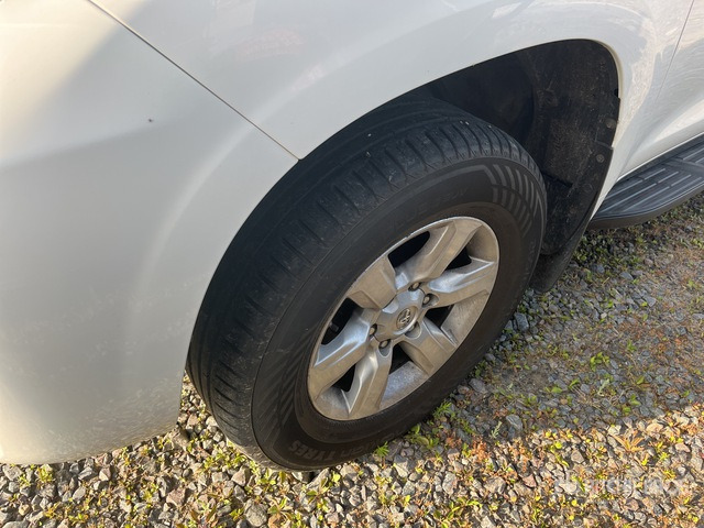 Toyota Land Cruiser SUV - SUV: foto 5 Toyota Land Cruiser SUV - SUV: foto 5