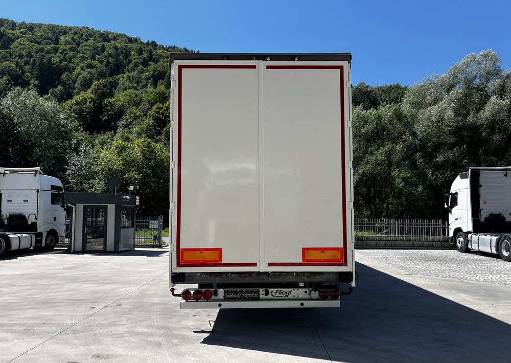 Fliegl Firanka Mega // 2017 Rok // SAF // Ocynk // Oś podnoszona // - Semi-reboque de lona: foto 2 Fliegl Firanka Mega // 2017 Rok // SAF // Ocynk // Oś podnoszona // - Semi-reboque de lona: foto 2