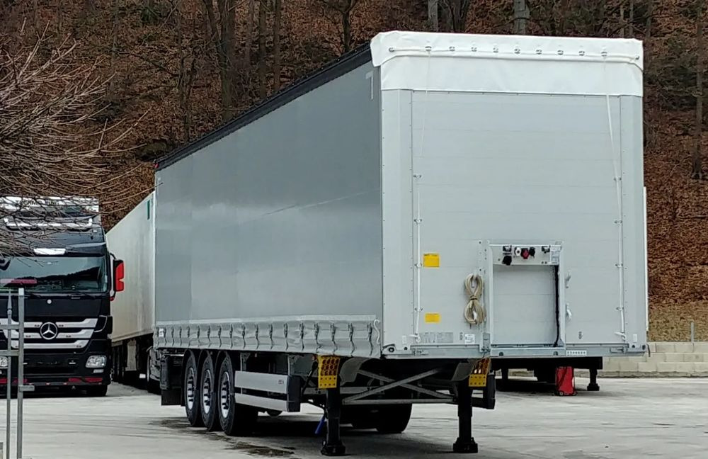 Schmitz Cargobull STANDARD - Semi-reboque de lona: foto 4 Schmitz Cargobull STANDARD - Semi-reboque de lona: foto 4