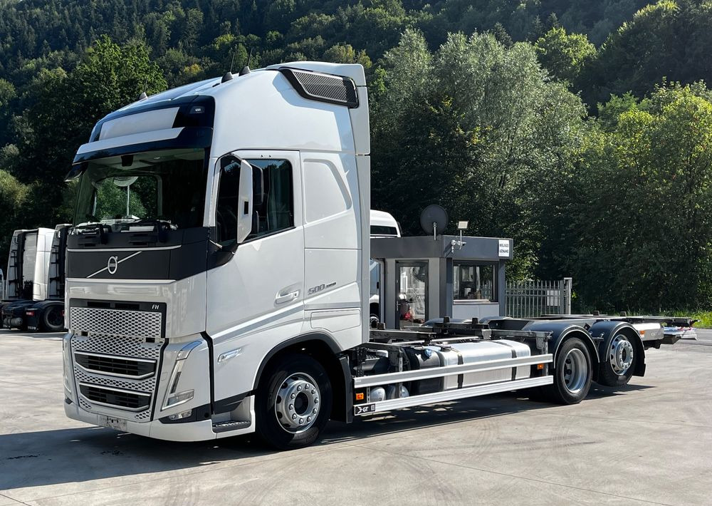 Volvo FH500 BDF 6x2 // Dolny zaczep // Euro 6 motor ! // New Face // XXL Cab // - Camião chassi: foto 1 Volvo FH500 BDF 6x2 // Dolny zaczep // Euro 6 motor ! // New Face // XXL Cab // - Camião chassi: foto 1