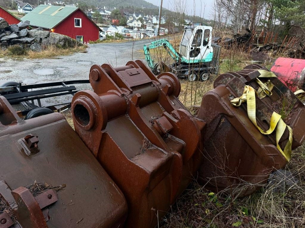 Annet Buckets for Volvo 450 - Balde escavadora: foto 5 Annet Buckets for Volvo 450 - Balde escavadora: foto 5