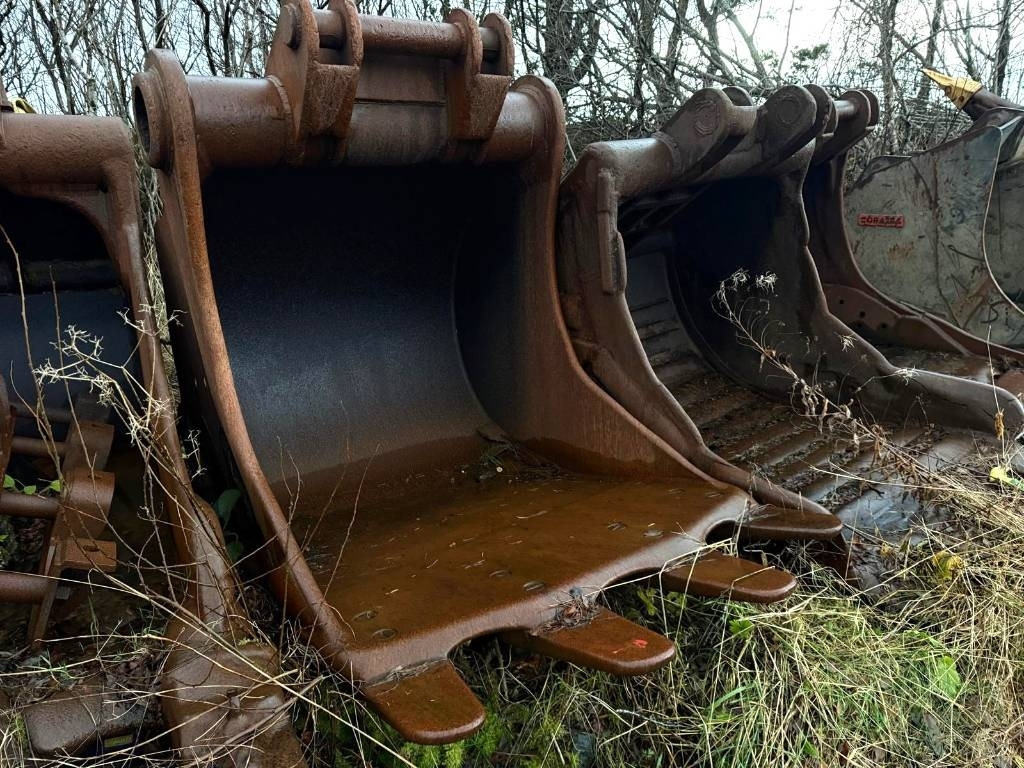 Annet Buckets for Volvo 450 - Balde escavadora: foto 3 Annet Buckets for Volvo 450 - Balde escavadora: foto 3