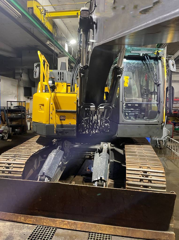 Volvo ECR 235 E - Escavadora de rastos: foto 4 Volvo ECR 235 E - Escavadora de rastos: foto 4