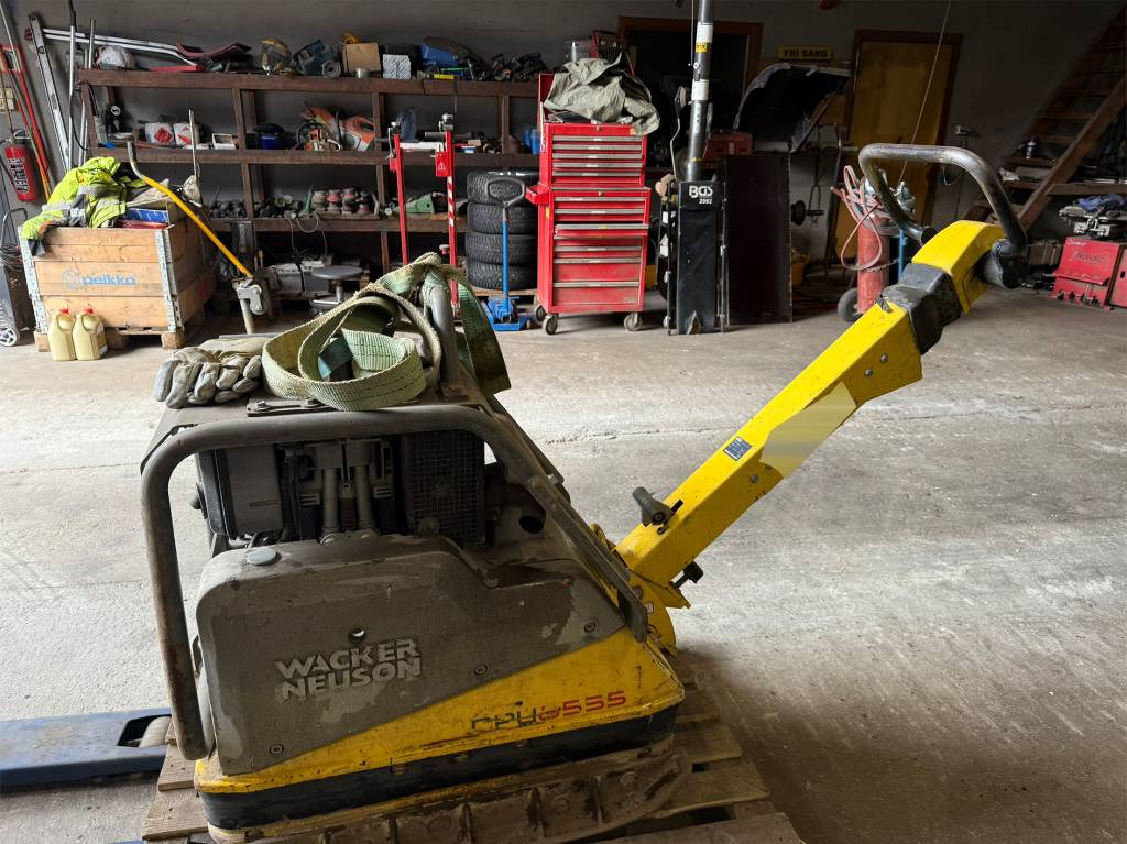 Wacker Neuson DPU 6555 HE - Placas vibratórias: foto 4 Wacker Neuson DPU 6555 HE - Placas vibratórias: foto 4