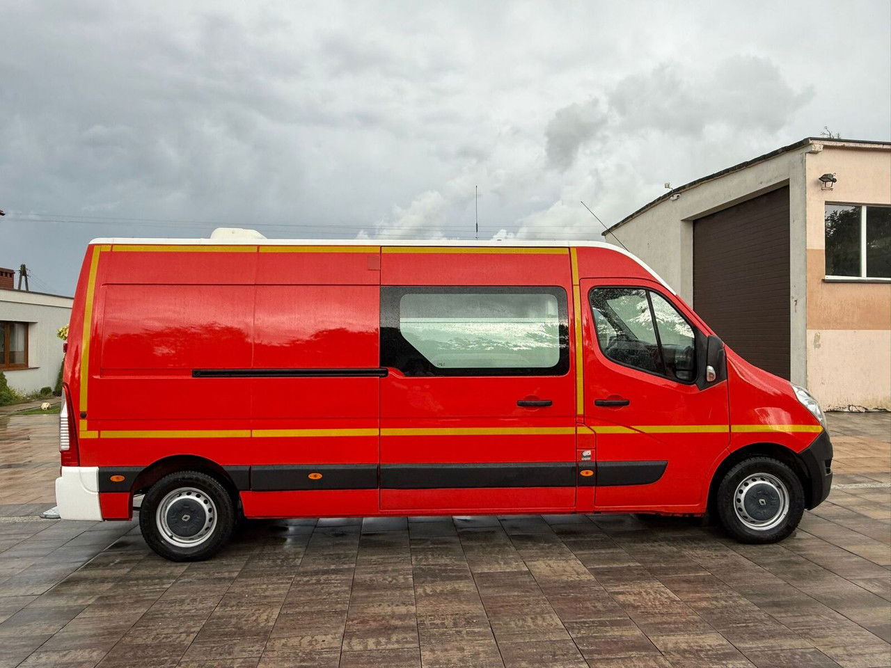 Renault Master 2016 Rok Ambulans Karetka Pogotowie - Ambulância: foto 4 Renault Master 2016 Rok Ambulans Karetka Pogotowie - Ambulância: foto 4