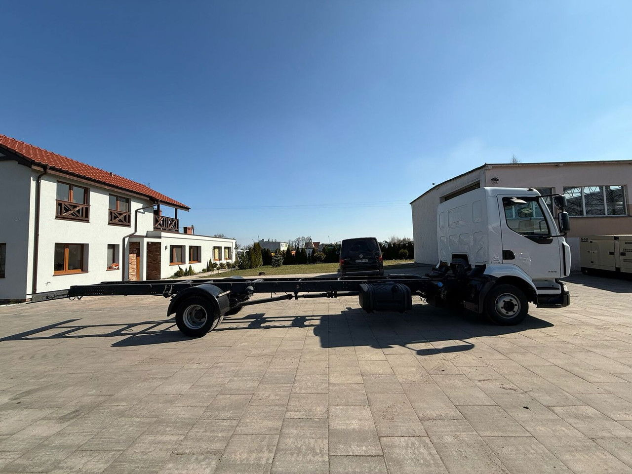 Renault Midlum 220 - Camião chassi: foto 4 Renault Midlum 220 - Camião chassi: foto 4