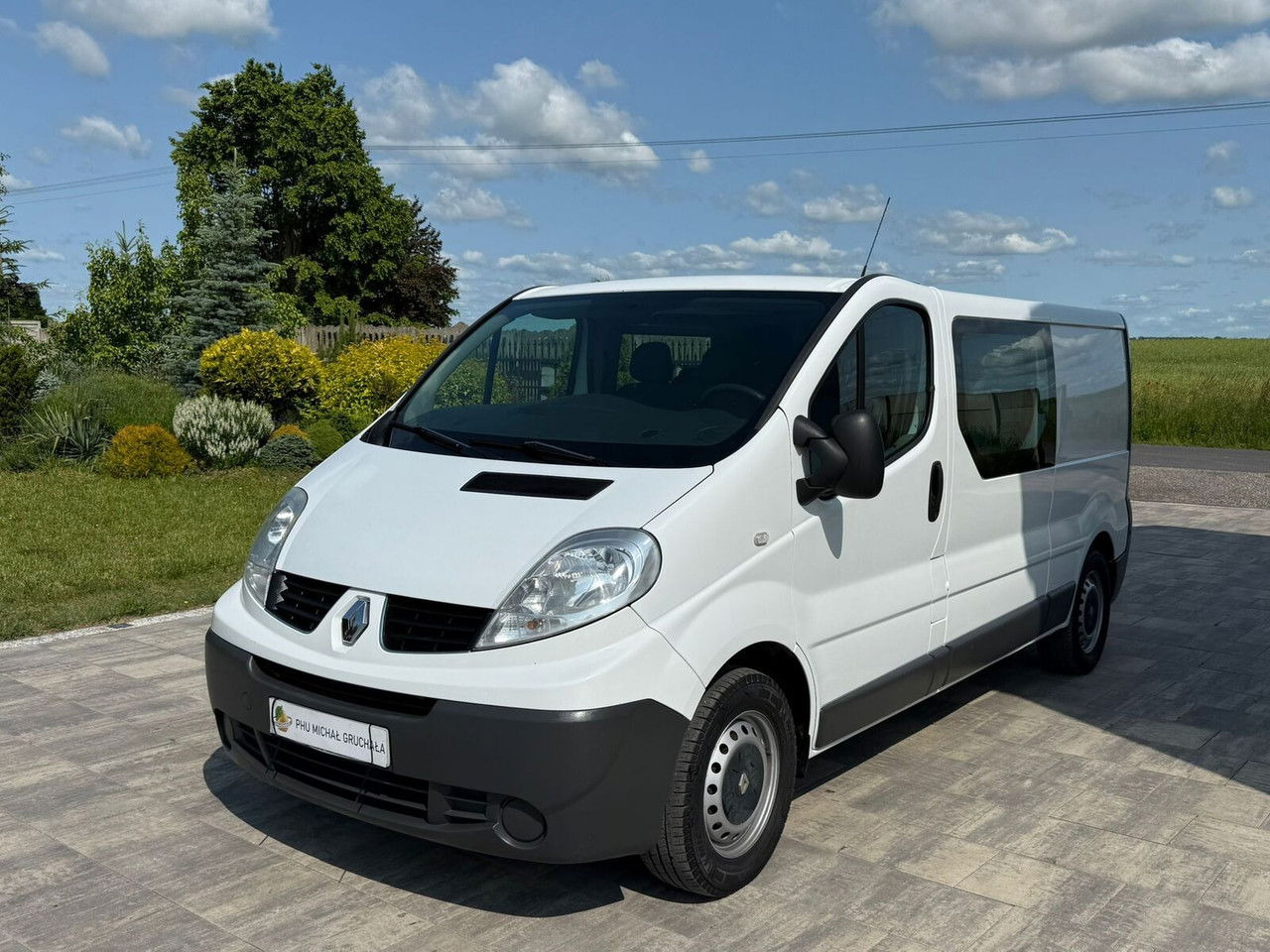 Renault Trafic 2.0 Doka 6 osobowy Klimatyzacja Hak - Furgão compacto: foto 3 Renault Trafic 2.0 Doka 6 osobowy Klimatyzacja Hak - Furgão compacto: foto 3
