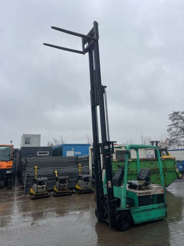 Mitsubishi FBS18-48s Elektrische heftruck triplo freelift 480cm - Empilhador elétrico: foto 5 Mitsubishi FBS18-48s Elektrische heftruck triplo freelift 480cm - Empilhador elétrico: foto 5