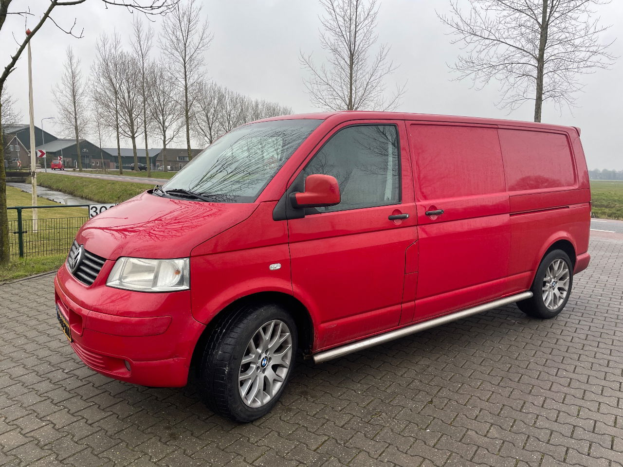 Volkswagen Transporter t5 2.5 L2 dubbele schuifdeur - Furgão compacto: foto 2 Volkswagen Transporter t5 2.5 L2 dubbele schuifdeur - Furgão compacto: foto 2